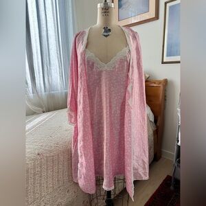 Vintage 1980s Barbizon Pink Tiny Flowers Nightie and Robe Set- size Medium